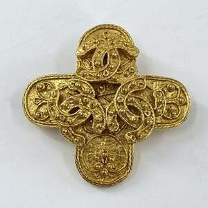 Chanel Cc Logo Brooch Metal #228983C83B